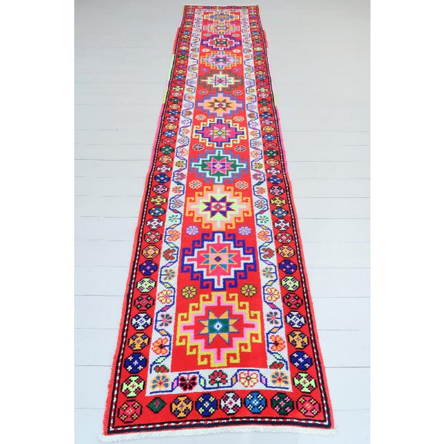Late 20th Century Turkish Runner- 2′5″ × 11′4″ For Sale - Image 13 of 13
