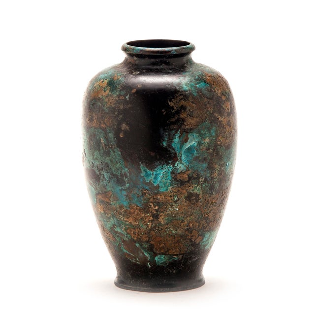 Early 20th Century Colorful Bronze Patina Japanese Vase For Sale In Los Angeles - Image 6 of 9