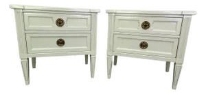 Pair of American of Martinsville Transitional Nightstands in Off-White Lacquer With Brass Hardware, C. 1970s