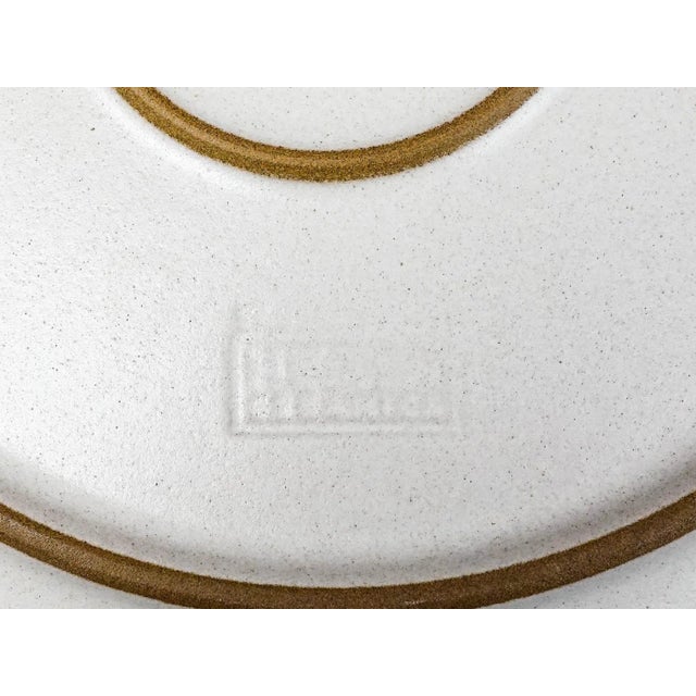 Ceramic Mid 20th Century Edith Heath Ceramics Sausalito California White Dinner Plates- Set of 7 For Sale - Image 7 of 7