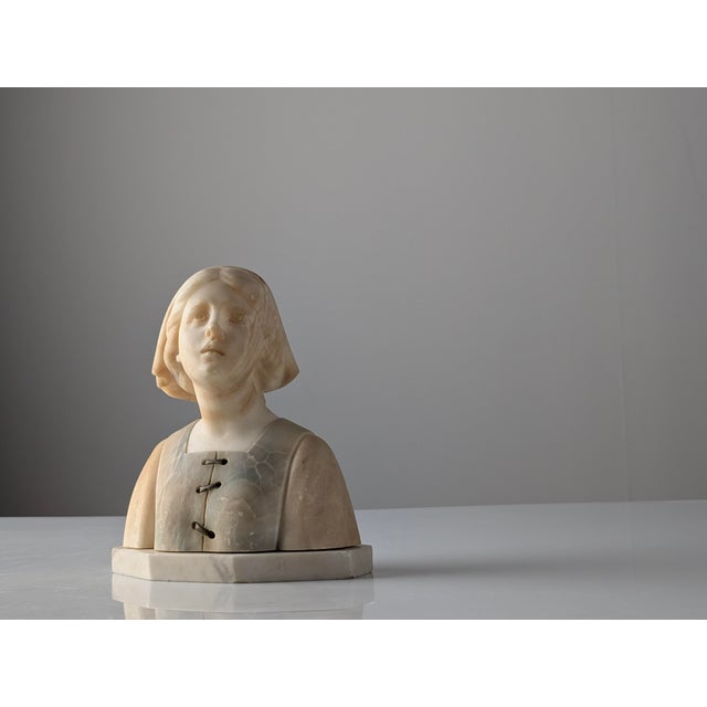 Gustave Van Vaerenbergh, Bust of a Young Girl, 1900s, Alabaster For Sale - Image 9 of 13