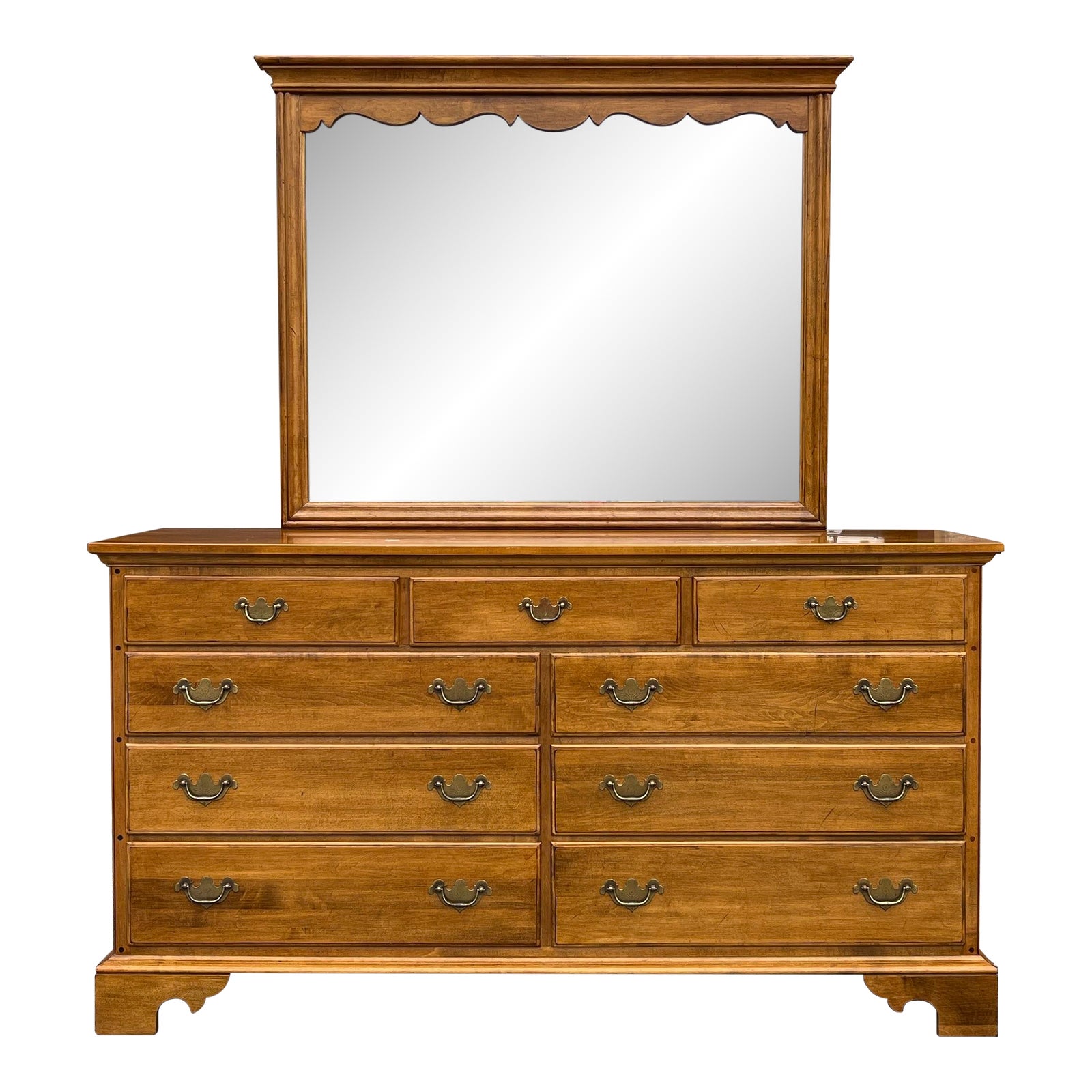 1980s Ethan Allen Circa 1776 Traditional Maple 9 Drawer Low Double