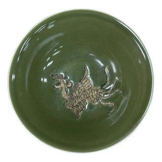 Chinese Celadon Green Color Phoenix Graphic Ceramic Bowl Display Art For Sale