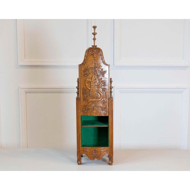 French Early 20th-Century French Hand-Carved Flour Box For Sale - Image 3 of 6