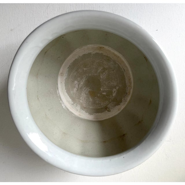 Chinoiserie Blue & White Porcelain 8" Cachepots-a Pair For Sale In New York - Image 6 of 10