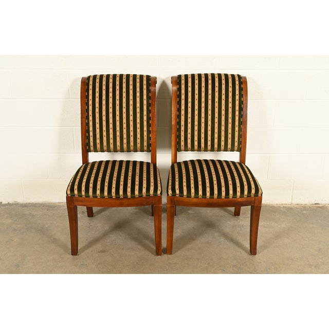An outstanding pair of French Empire, Neoclassical, or Regency style side chairs or dining chairs By Henredon USA, Late...