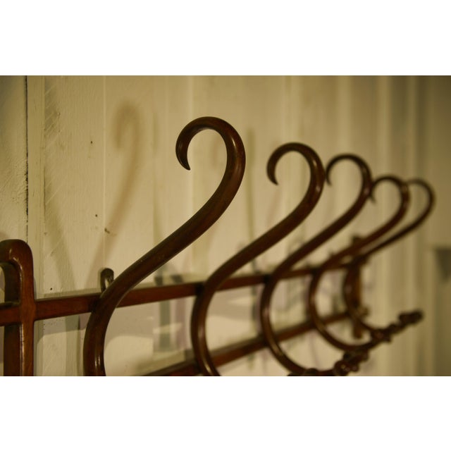 Thonet Wall-Mounted Coat Rack in Bent Beechwood from Thonet, 1930s For Sale - Image 4 of 10