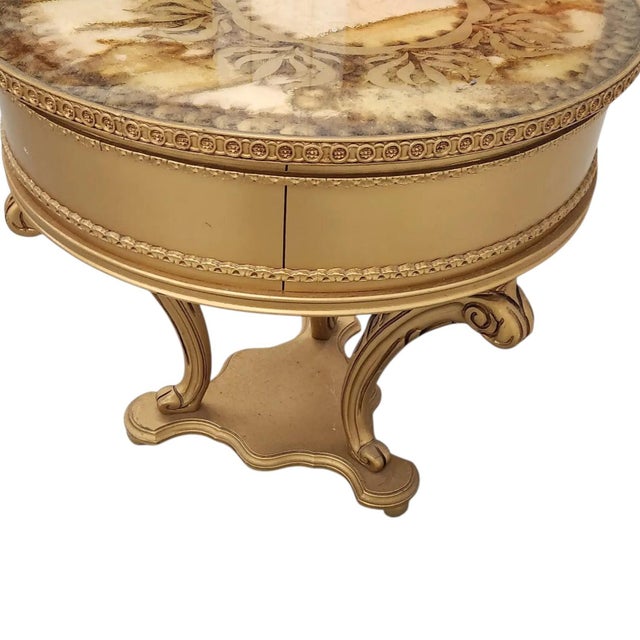 Gold Hollywood Regency Ornate Gilt Kidney Side Table With Drawer and Églomisé-Style Top For Sale - Image 8 of 14
