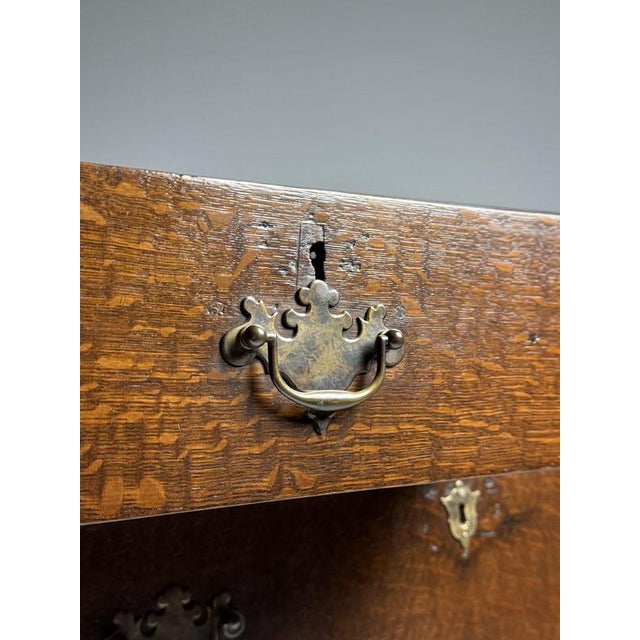 Georgian Chest of Drawers, 18th Century For Sale - Image 5 of 18