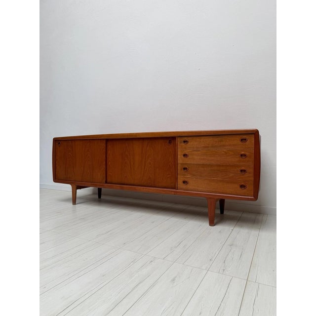 Large Vintage Danish Teak Sideboard by H.P. Hansen, 1960s For Sale - Image 6 of 17