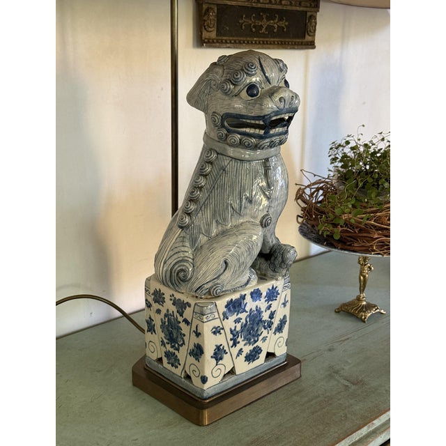Ceramic Guardian Lions in the Form of Lamps, 1900, Set of 2 For Sale - Image 7 of 8