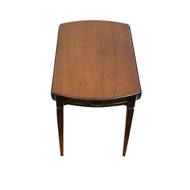 Late 20th Century Brandt Furniture Banded Mahogany Traditional Style 36" Drop Leaf Pembroke Accent End Table 78-906 For Sale - Image 5 of 18