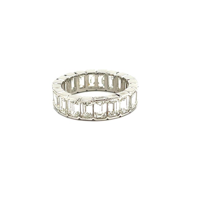 White 5.93 Ct Bezel Set Emerald Cut Eternity Ring Size 6.5 For Sale - Image 8 of 8