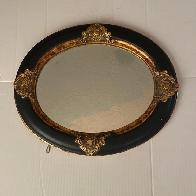 Vintage Oval Convex Mirror With Black and Gold Ornate Wooden Frame. For Sale In Miami - Image 6 of 12