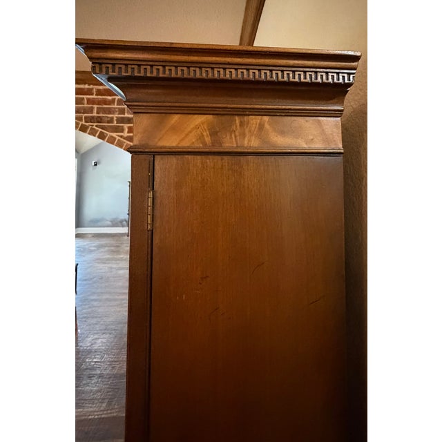 Vintage Baker Furniture Georgian Mahogany Breakfront China Cabinet For Sale - Image 10 of 12