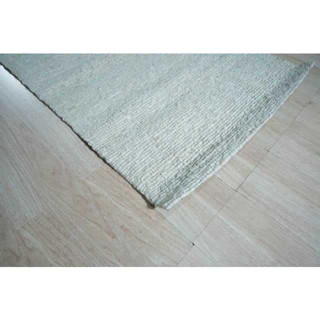 5x8 Fiona Rustic Ivory Open Solid Minimalist Flatweave Wool Carpet Rug For Sale - Image 10 of 10