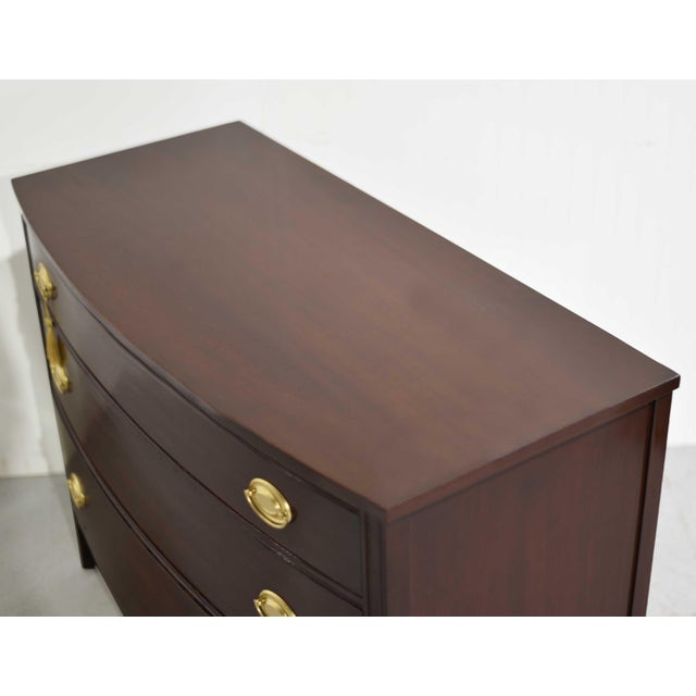 Mid Century Federal Style Mahogany Curve Front Chest For Sale - Image 10 of 14
