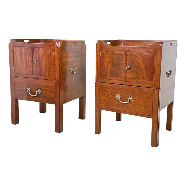 Georgian Mahogany Bedside Night Tables, 1760, Set of 2 For Sale