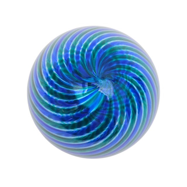 Signed Venini Murano Canne Ritorte Blue & Green Art Glass Egg Sculpture, 1970s 7" For Sale - Image 10 of 11