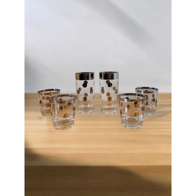 Dorothy Thorpe 1960s Dorothy Thorpe Polka Dot Barware Glasses Set- 6 Pieces For Sale - Image 4 of 5