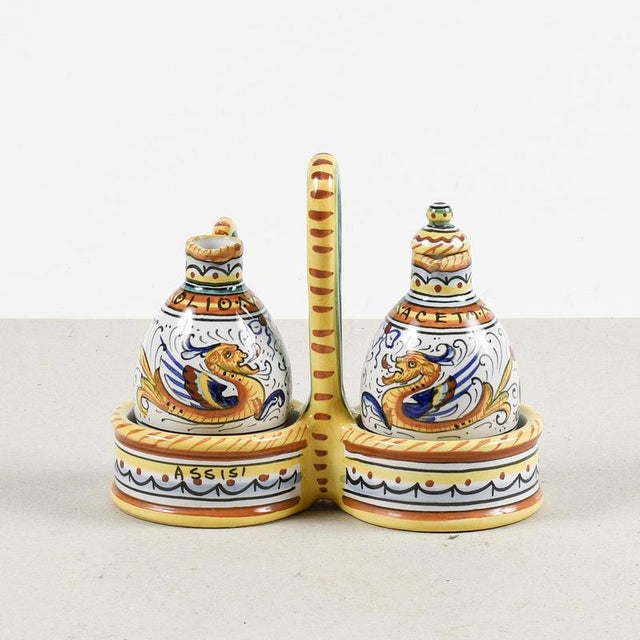 Green Oil and Vinegar Set in Hand-Painted Terracotta from Assisi Deruta For Sale - Image 8 of 9