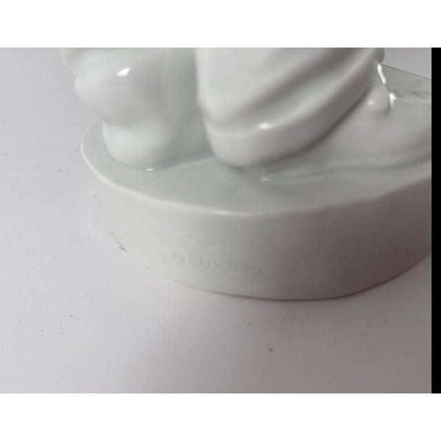 White Porcelain Statue of a Revolutionary with a Device for a Flag or Flower, 1950s For Sale - Image 9 of 18