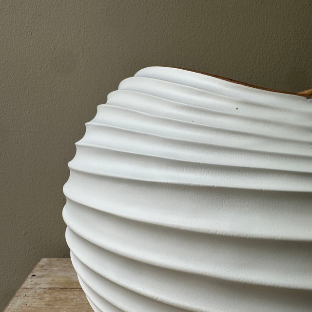 Dune Circular Tamarind Wood Vase For Sale - Image 4 of 4