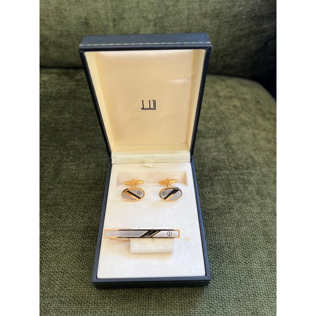 Dunhill Rare Vintage Dunhill Cufflinks & Tie Clip Gold Plated, Onyx With Original Case For Sale - Image 4 of 8