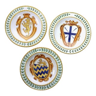 1960s Italian Macchiavelli Rucellai and Davanzati Crest Plates Signed and Numbered - Set of 3 For Sale