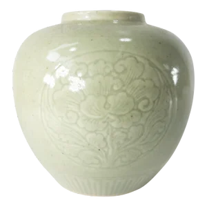 20th Century Chinoiserie Chinese Celadon Green Ginger Jar With Peonies