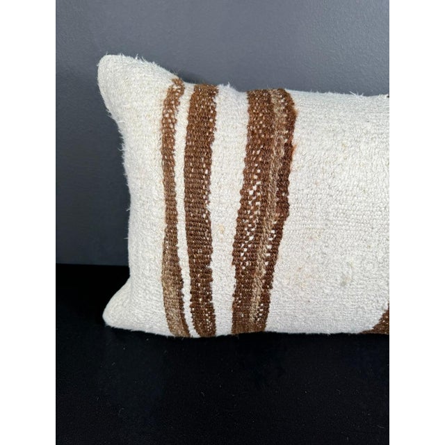 Contemporary Turkish Hemp Pillow Cushion Natural Beige Brown Pillow Cushion Cover 16" x 24" For Sale - Image 3 of 4