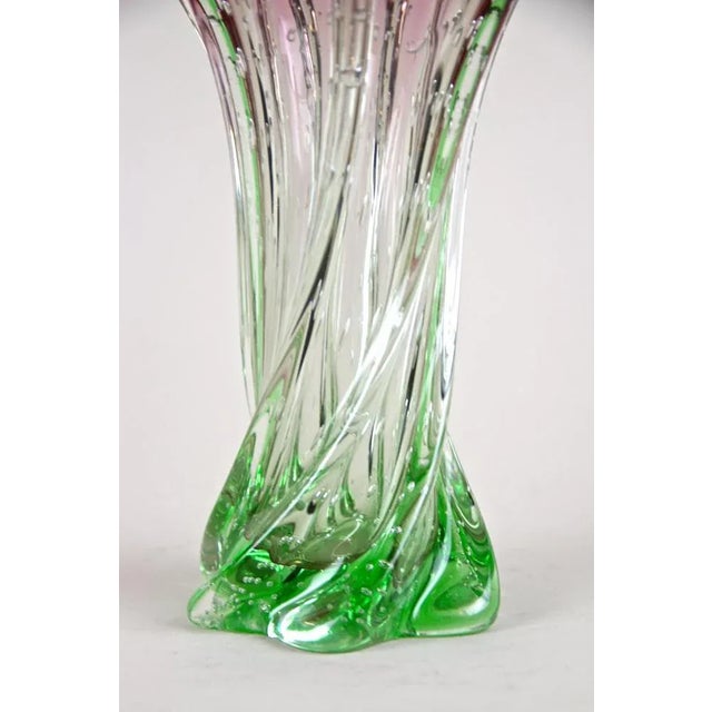 Mid-Century Sommerso Murano Glass Vase, Italy, 1960s For Sale - Image 3 of 16