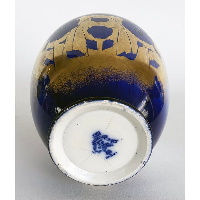 1900s English Royal Staffordshire Flow-Blue Ironstone Vase "Irene" Pattern For Sale In Miami - Image 6 of 7