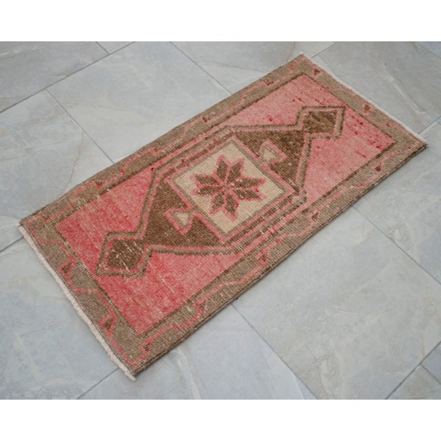 1970s Small Turkish Rug - 1′7″ × 3′1″ For Sale - Image 6 of 11