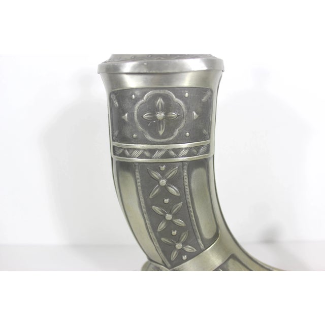 Metal Large 1950’s Norwegian Viking Pewter Drinking Horn With Legs Feet Lid by Aksel Holmsen Norway For Sale - Image 7 of 11