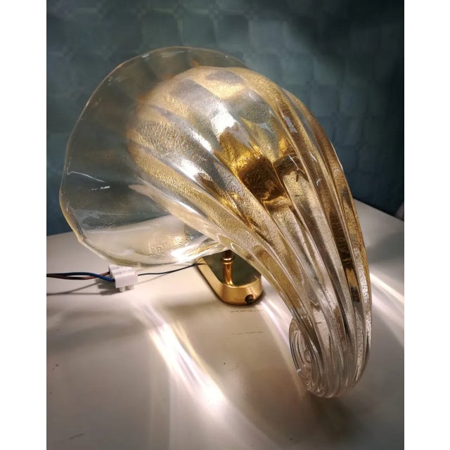 Cornucopia Wall Lamp in Gold Leaf & Murano Glass attributed to Murano for Manifattura Di Murano For Sale - Image 3 of 10