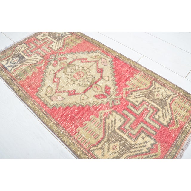1960s Oushak Wool Mid 20th Century Carpet For Sale - Image 5 of 5