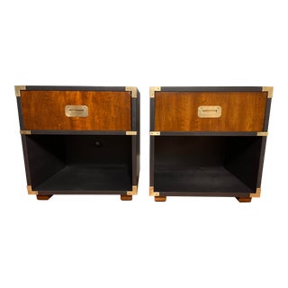 1970s Pair of Henredon Campaign Walnut Nightstands For Sale
