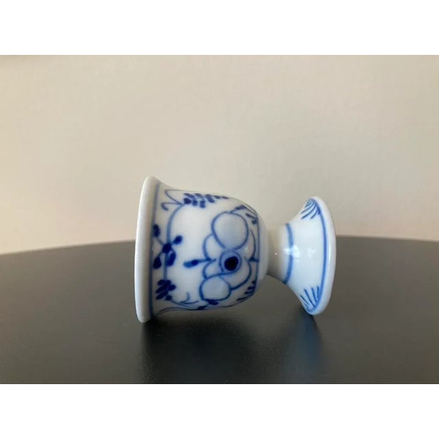 Early 20th Century Early 20th Century Antique German Blue and White Porcelain Egg Holder Cup For Sale - Image 5 of 12