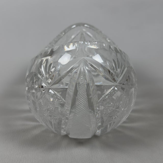 A superb and rare decorative element, perfect for adding light and prestige to any space. This magnificent centerpiece...