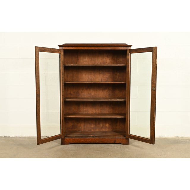 Early 20th Century Antique Mission Oak Arts & Crafts Glass Front Bookcase Cabinet by Larkin Co., Circa 1910 For Sale - Image 5 of 15