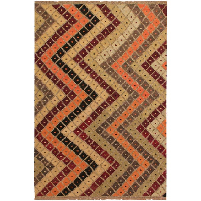 Shabby Chic Abstract Gray/Red Hand-Woven Kilim Wool Rug -5'5 X 6'10 For Sale