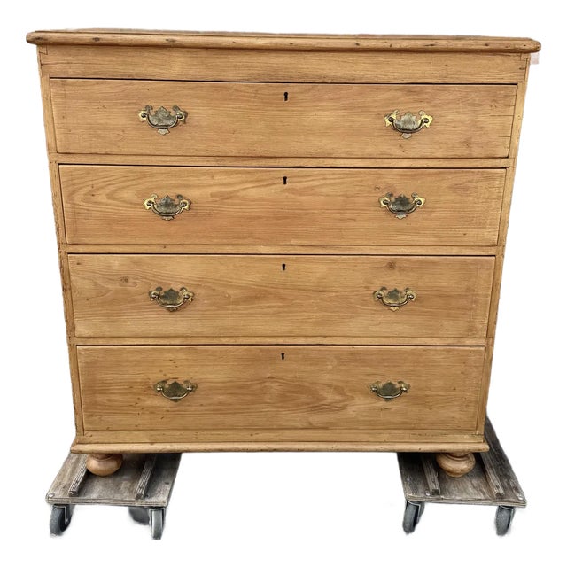 19th Century English Pine Chest of Drawers For Sale