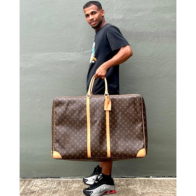 Vintage Louis Vuitton Sirius 70 Soft Sided Suitcase For Sale - Image 12 of 12