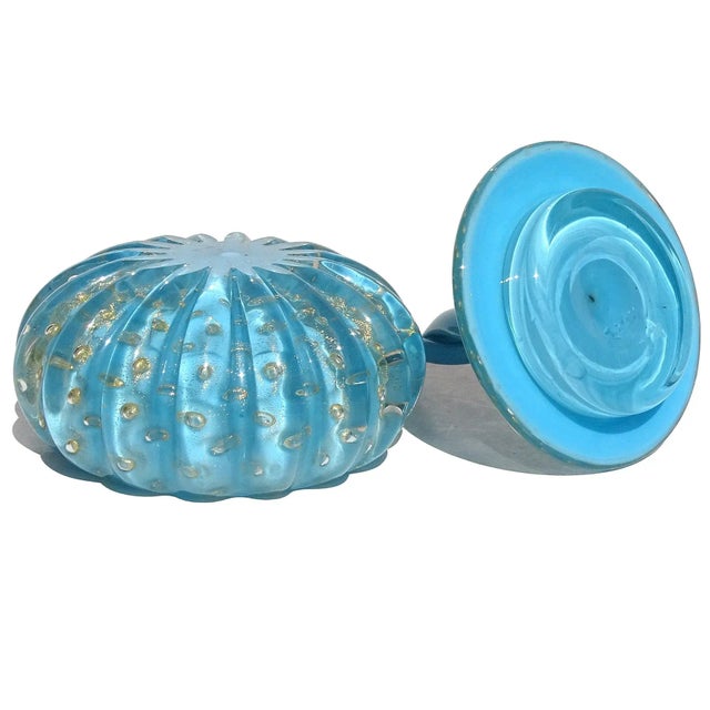 Vintage Murano Barbini 1950s Sky Blue Gold Flecks Controlled Bubbles Italian Art Glass Vanity Powder Box For Sale In Orlando - Image 6 of 8
