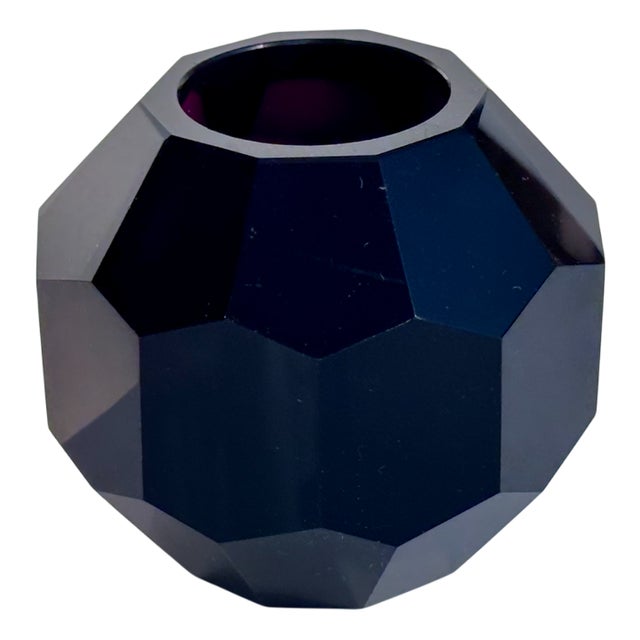 Art Nouveau Faceted Hand-Cut Crystal Glass Vase attributed to Josef Hoffman for Ludwig Moser & Söhne, Karlsbad, 1920s For Sale