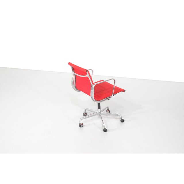 EA 117 Chair by Charles Ray Eames for ICF, USA, 1969 For Sale - Image 4 of 16