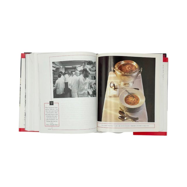 Paper The 21 Club Nyc Restaurant Cookbook 1995 by Michael Lomonaco For Sale - Image 7 of 15