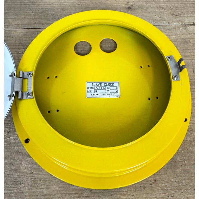 Vintage Yellow Ships Wall Clock from Citizen, 1970s For Sale - Image 16 of 18