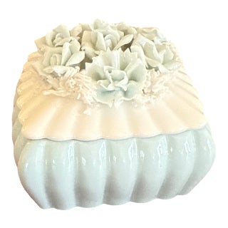 Vintage Blue and White Porcelain Rose Trinket Box Spaghetti Detail For Sale